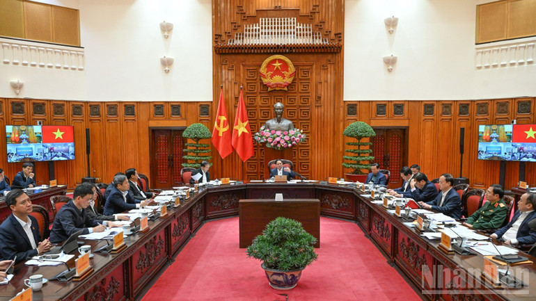 ទិដ្ឋភាពក្នុងកិច្ចប្រជុំ។ (រូបថត៖ ត្រាន់ ហៃ) Quang cảnh cuộc họp. (Ảnh: TRẦN HẢI)