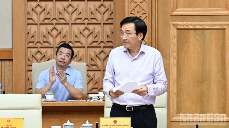 Bộ trưởng, Chủ nhiệm Văn phòng Chính phủ Trần Văn Sơn phát biểu ý kiến tại phiên họp. (Ảnh: Trần Hải) ndo_br_a8-8781.jpg