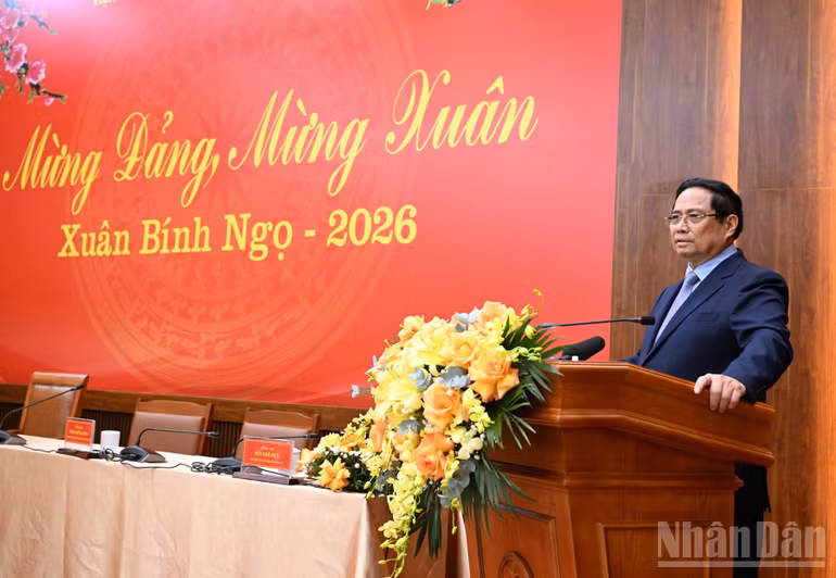 Thủ tướng Phạm Minh Chính phát biểu ý kiến tại buổi làm việc. (Ảnh: TRẦN HẢI)