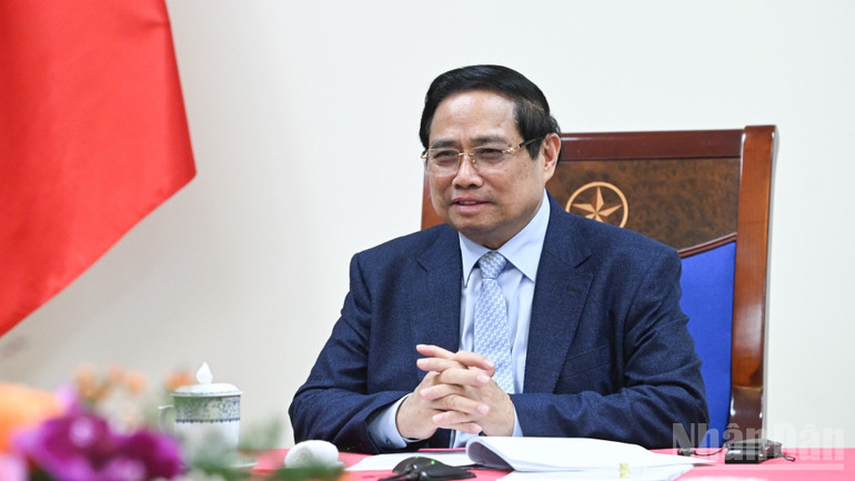 Thủ tướng Chính phủ Phạm Minh Chính trao đổi nhiều biện pháp tăng cường, làm sâu sắc hơn quan hệ hợp tác nhiều mặt giữa Việt Nam với UAE. (Ảnh: Trần Hải)