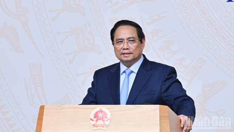 Thủ tướng Phạm Minh Chính phát biểu ý kiến tại buổi gặp mặt. ndo_br_b4-7305.jpg