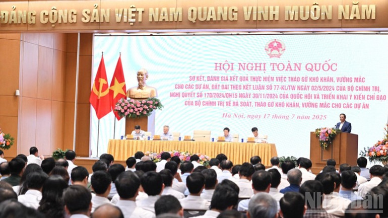 Quang cảnh hội nghị. (Ảnh: TRẦN HẢI) ndo_br_a2-8638.jpg