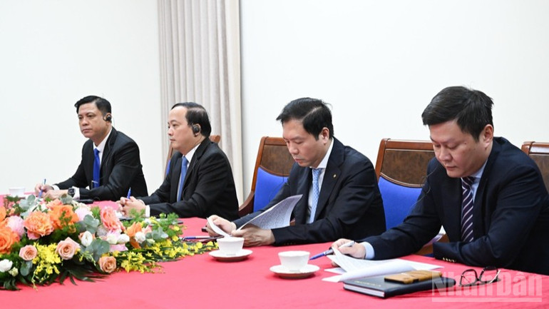 Lãnh đạo một số bộ, ngành tham dự Điện đàm. (Ảnh: Trần Hải). Lãnh đạo một số bộ, ngành tham dự Điện đàm. (Ảnh: Trần Hải).