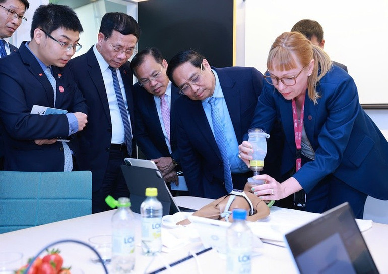 Viện Karolinska là một trong những trường đại học y khoa hàng đầu thế giới (thuộc tốp 50 thế giới trong về đào tạo chuyên ngành y) và là trung tâm đào tạo và nghiên cứu y học danh tiếng nhất Thụy Điển. (Ảnh: VGP/TTXVN) b2.jpg