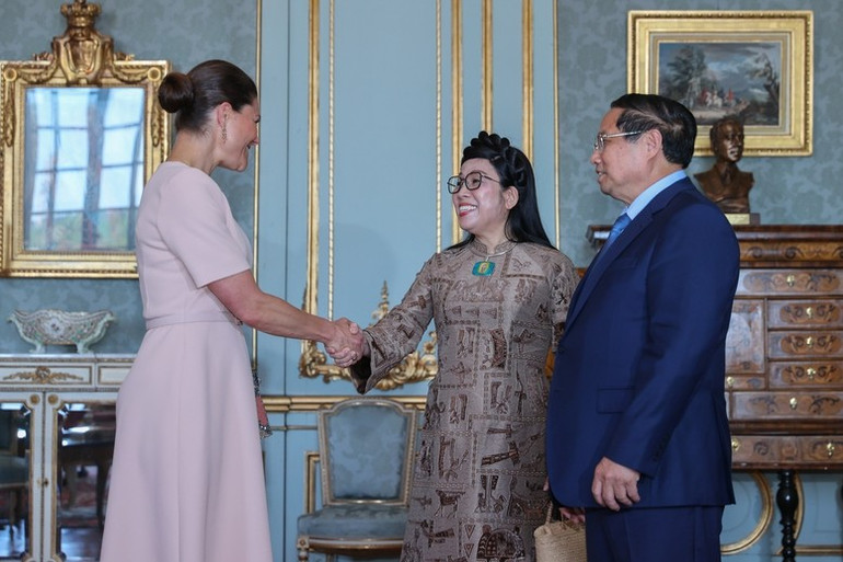 Công chúa bày tỏ trân trọng mối quan hệ hữu nghị truyền thống giữa hai nước và chia sẻ ấn tượng sâu sắc về chuyến thăm Việt Nam vào 2019. Công chúa và Phu quân mong muốn sớm thăm lại Việt Nam để có thời gian thăm và trải nghiệm những vùng đồng quê của Việt Nam. (Ảnh: VGP/NHẬT BẮC) cong2.jpg