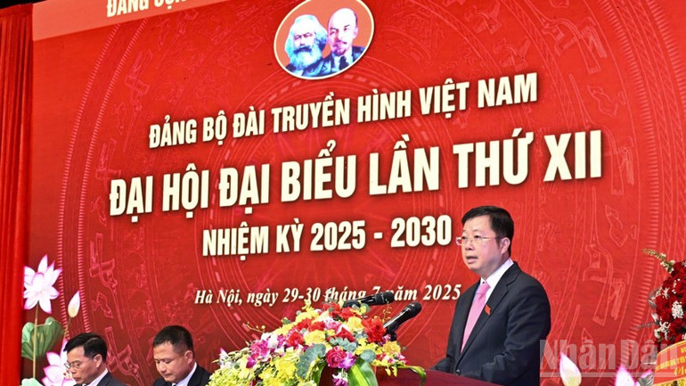 Bí thư Đảng ủy, Tổng Giám đốc Đài Truyền hình Việt Nam Nguyễn Thanh Lâm phát biểu ý kiến tại Đại hội. (Ảnh: Trần Hải) Bí thư Đảng ủy, Tổng Giám đốc Đài Truyền hình Việt Nam Nguyễn Thanh Lâm phát biểu ý kiến tại Đại hội. (Ảnh: Trần Hải)