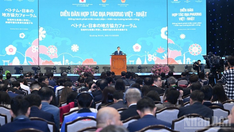 ভিয়েতনাম-জাপান স্থানীয় সহযোগিতা ফোরামের দৃশ্য। (ছবি: ট্রান হাই) ndo_br_b7-6461.jpg
