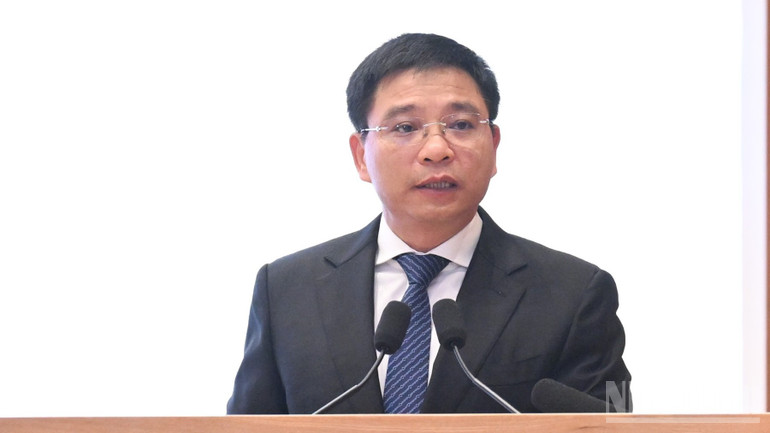 Bộ trưởng Tài chính Nguyễn Văn Thắng phát biểu ý kiến tại hội nghị. (Ảnh: Trần Hải)