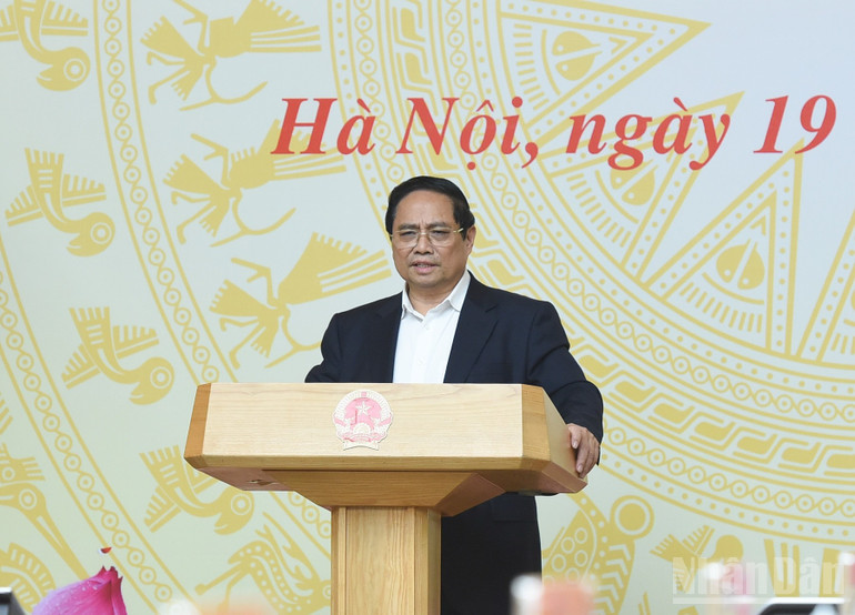 Thủ tướng Phạm Minh Chính phát biểu ý kiến tại buổi gặp mặt. (Ảnh: Trần Hải) ndo_br_bao3.jpg
