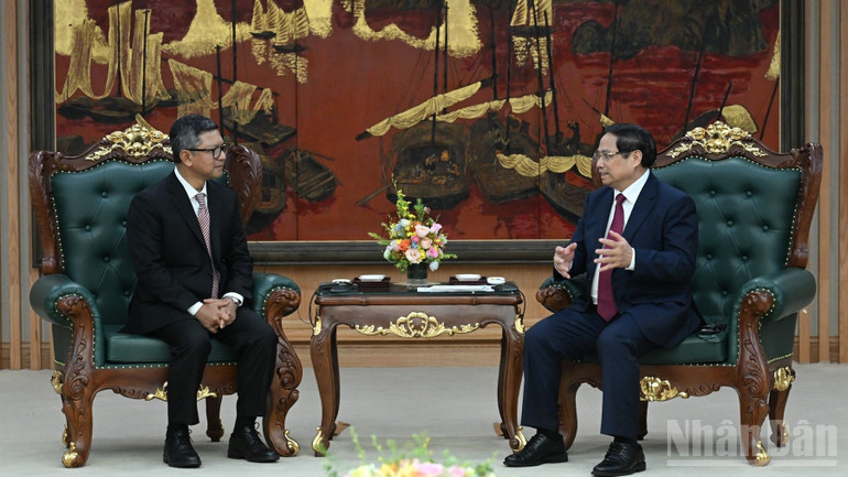 Thủ tướng Chính phủ Phạm Minh Chính tiếp Đại sứ Indonesia tại Việt Nam Denny Abdi. (Ảnh: TRẦN HẢI) Thủ tướng Chính phủ Phạm Minh Chính tiếp Đại sứ Indonesia tại Việt Nam Denny Abdi. (Ảnh: TRẦN HẢI)