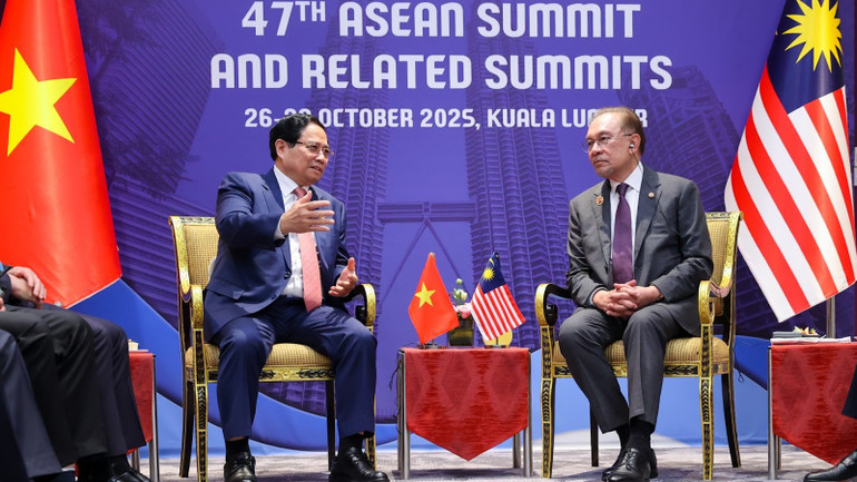 Thủ tướng Chính phủ Phạm Minh Chính đề nghị hai nước tiếp tục phối hợp thúc đẩy quan hệ quốc phòng trên cơ sở triển khai hiệu quả Bản ghi nhớ về Hợp tác quốc phòng song phương. (Ảnh: VGP/Nhật Bắc) m2-8542.jpg