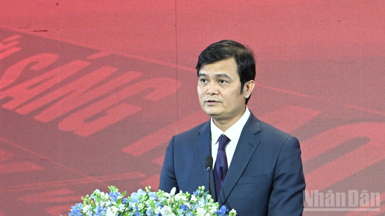 Bí thư thứ nhất Trung ương Đoàn Thanh niên Cộng sản Hồ Chí Minh Bùi Quang Huy phát biểu tại Diễn đàn. (Ảnh: TRẦN HẢI) ndo_br_a7-7638.jpg