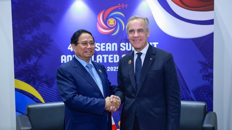 Thủ tướng Phạm Minh Chính gặp Thủ tướng Canada Mark Carney. (Ảnh: VGP/Nhật Bắc) can2-9159.jpg