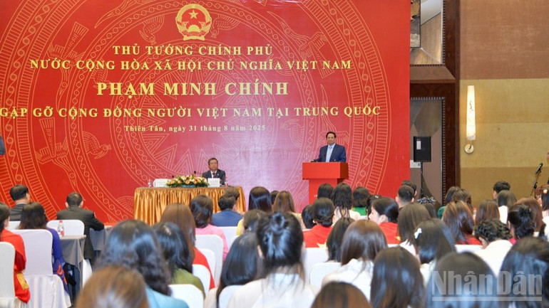 Quang cảnh buổi gặp gỡ. (Ảnh: THANH GIANG) ndo_br_a4-9875.jpg