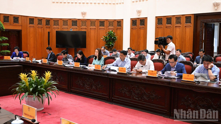 Các đại biểu tham dự cuộc họp. (Ảnh: Trần Hải)