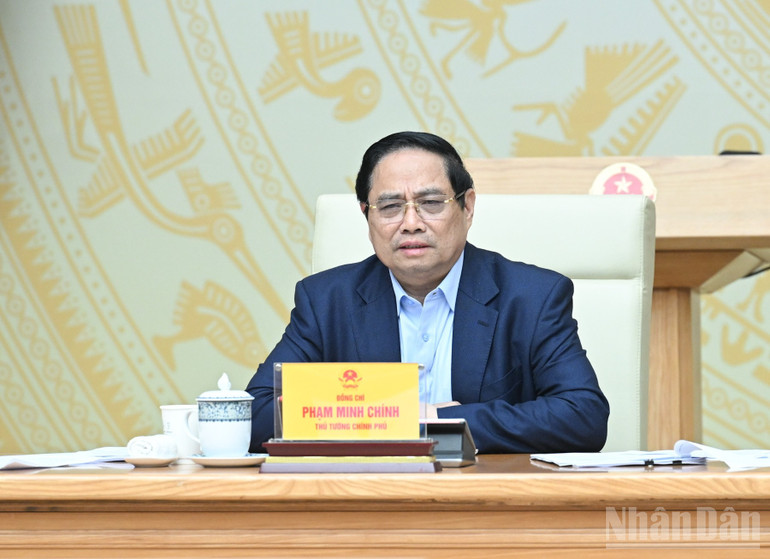 Thủ tướng Phạm Minh Chính phát biểu ý kiến chỉ đạo hội nghị. (Ảnh: TRẦN HẢI)