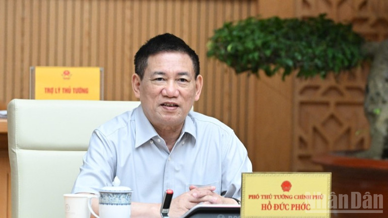 Phó Thủ tướng Hồ Đức Phớc phát biểu ý kiến tại phiên họp. (Ảnh: TRẦN HẢI) Phó Thủ tướng Hồ Đức Phớc phát biểu ý kiến tại phiên họp. (Ảnh: TRẦN HẢI)