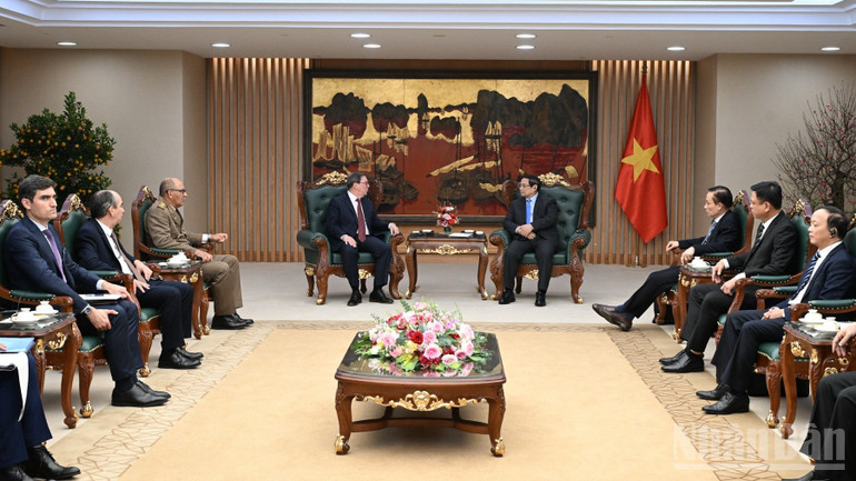 Quang cảnh buổi tiếp. (Ảnh: TRẦN HẢI)