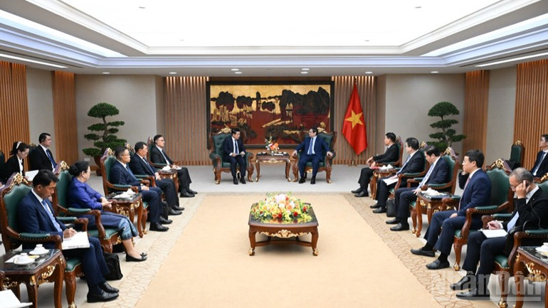 Quang cảnh buổi tiếp. (Ảnh: TRẦN HẢI) ndo_br_a2-2813-8192.jpg