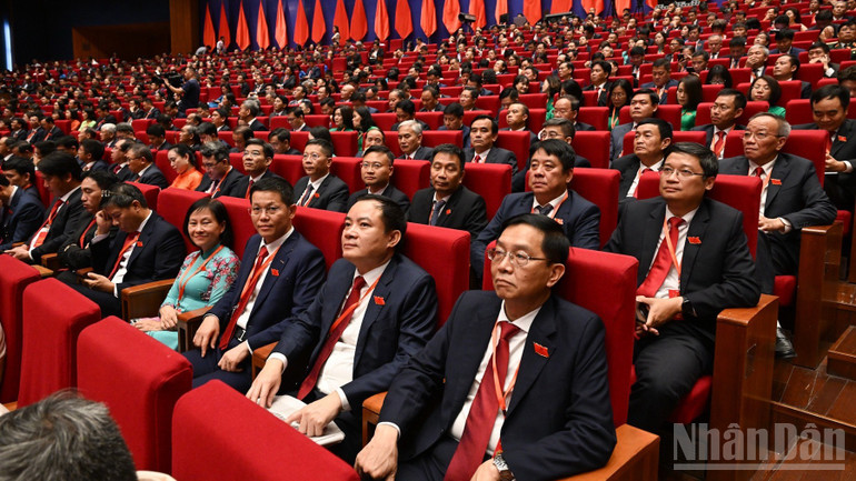 Các đại biểu tham dự Đại hội đại biểu Đảng bộ Chính phủ lần thứ I, nhiệm kỳ 2025-2030. (Ảnh: TRẦN HẢI) ndo_br_b6-7063.jpg