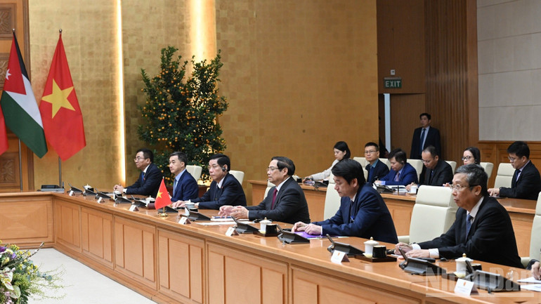 Thủ tướng Phạm Minh Chính và lãnh đạo các bộ, ngành Trung ương của Việt Nam tham dự cuộc hội kiến. (Ảnh: Trần Hải)