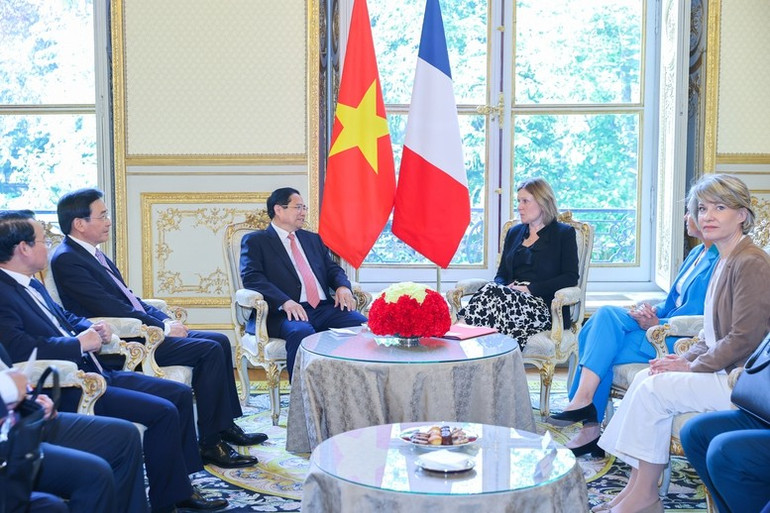 Thủ tướng Phạm Minh Chính nhấn mạnh Việt Nam luôn coi trọng và mong muốn tăng cường quan hệ hợp tác nhiều mặt với Pháp, nước Đối tác chiến lược toàn diện đầu tiên của Việt Nam trong EU. (Ảnh: VGP/Nhật Bắc) a3.jpg