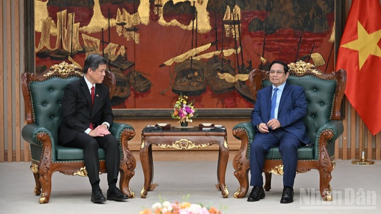 Thủ tướng Phạm Minh Chính tiếp Phó Tổng Thư ký Đảng Nhân dân hành động Singapore. (Ảnh: Trần Hải) Thủ tướng Phạm Minh Chính tiếp Phó Tổng Thư ký Đảng Nhân dân hành động Singapore. (Ảnh: Trần Hải)