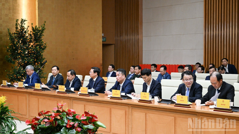 Lãnh đạo một số bộ, ngành Trung ương tham dự cuộc gặp mặt. (Ảnh: TRẦN HẢI)