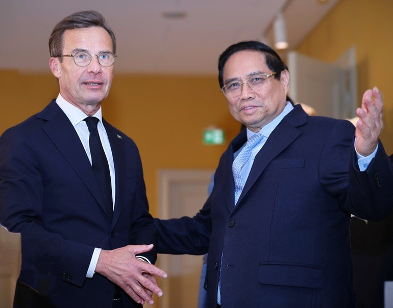 Thủ tướng Chính phủ Phạm Minh Chính và Thủ tướng Thụy Điển Ulf Kristerson - Ảnh: VGP/Nhật Bắc aa1.jpg