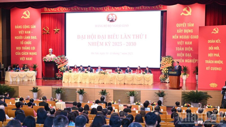 Quang cảnh Đại hội. (Ảnh: TRẦN HẢI) ndo_br_b7-9995.jpg