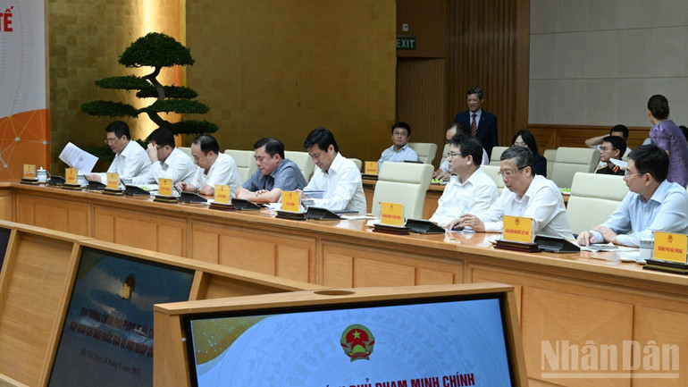Các đại biểu tham dự cuộc họp. (Ảnh: TRẦN HẢI) ndo_br_a5-9664.jpg