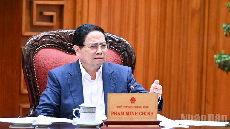 Thủ tướng Phạm Minh Chính phát biểu ý kiến tại cuộc họp. (Ảnh: TRẦN HẢI) ndo_br_a6-4851.jpg
