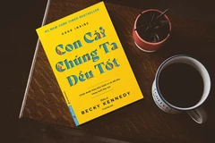 Bìa cuốn sách "Con cái chúng ta đều tốt". (Ảnh: LÊ QUỲNH).