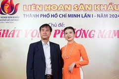 Nghệ sĩ Nhân dân Mỹ Uyên và đạo diễn Hàn Quốc Lee Jung Nam. (Ảnh nhân vật cung cấp)