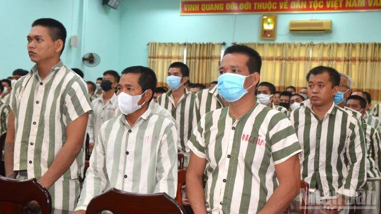158 phạm nhân tại Trại giam Châu Bình được đặc xá dịp Quốc khánh 2/9. ndo_br_dsc-8995.jpg