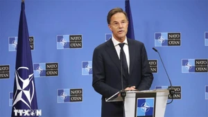 Tổng thư ký NATO Mark Rutte phát biểu về chi tiêu quốc phòng tại cuộc họp báo ở Brussels, Bỉ, ngày 1/10/2024. (Ảnh: Kyodo/TTXVN)