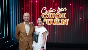 Ca sĩ Hồng Nhung xuất hiện rạng rỡ trong chương trình "Cuộc hẹn cuối tuần".