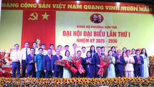 Ra mắt Ban Chấp hành Đảng bộ phường Sơn Trà nhiệm kỳ 2025-2030.