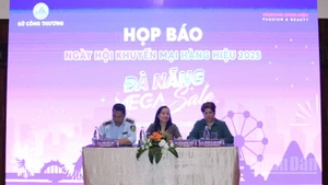 Họp báo thông tin về Ngày hội khuyến mại hàng hiệu.