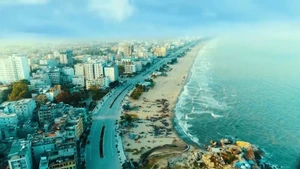 Sầm Sơn triển khai mô hình hỗ trợ an toàn tắm biển.