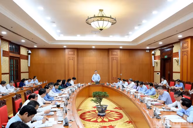 Đồng chí Tổng Bí thư, Chủ tịch nước Tô Lâm phát biểu tại cuộc làm việc với Đảng ủy Chính phủ, Đảng ủy Bộ Văn hóa, Thể thao và Du lịch về phát triển thể dục, thể thao trong giai đoạn mới.