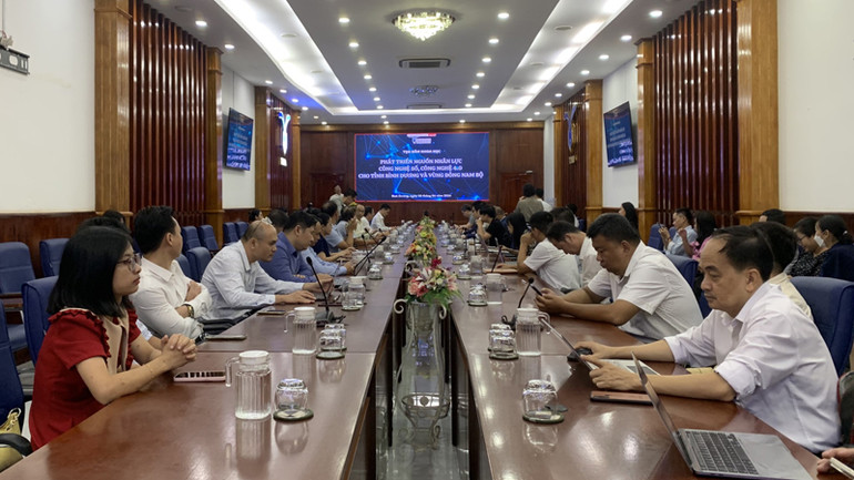 Quang cảnh tọa đàm.