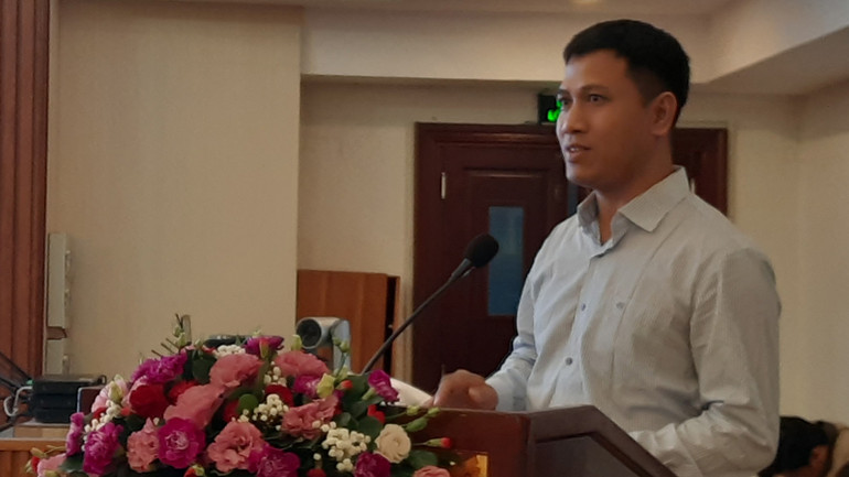 Đại biểu phát biểu tại hội nghị. Đại biểu phát biểu tại hội nghị.