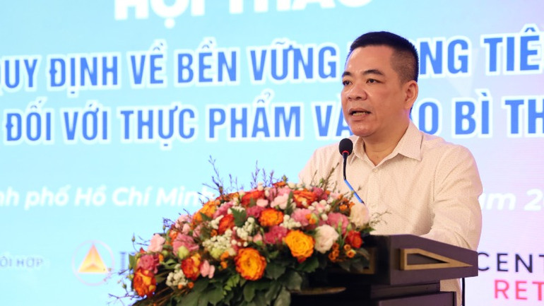 Đại biểu phát biểu tại hội thảo.