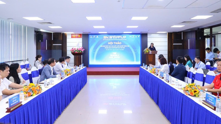 Quang cảnh hội thảo