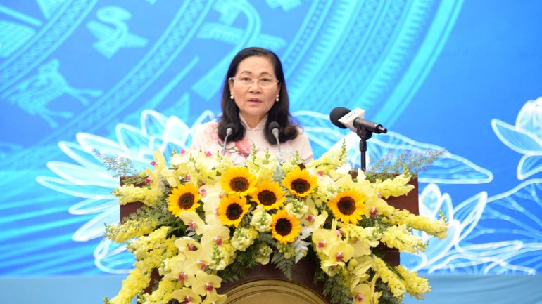 Chủ tịch Hội đồng nhân dân Thành phố Hồ Chí Minh Nguyễn Thị Lệ phát biểu tại lễ kỷ niệm. Chủ tịch Hội đồng nhân dân Thành phố Hồ Chí Minh Nguyễn Thị Lệ phát biểu tại lễ kỷ niệm.