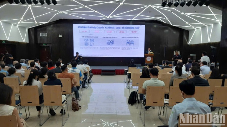 Quang cảnh hội thảo.