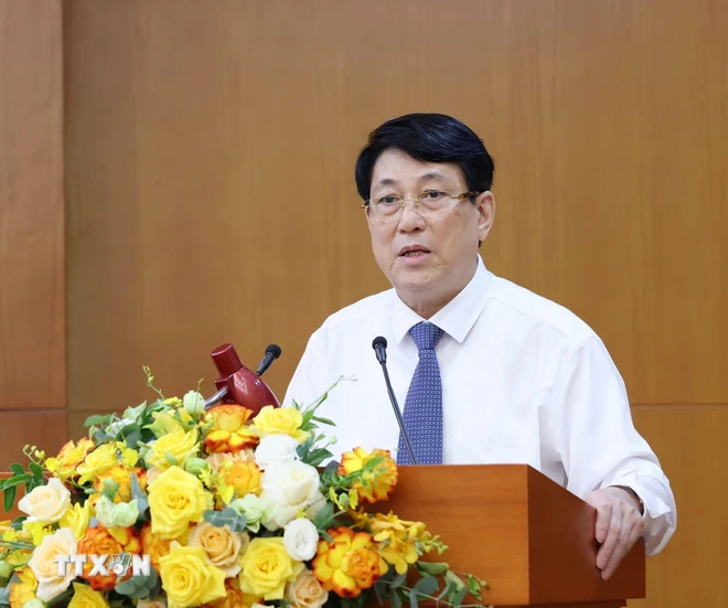 Đồng chí Lương Cường, Ủy viên Bộ Chính trị, Thường trực Ban Bí thư phát biểu chỉ đạo buổi làm việc. (Ảnh: Phương Hoa/TTXVN)