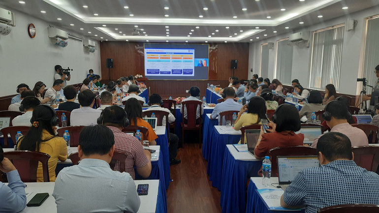 Quang cảnh Tọa đàm “Pháp luật về nhà giáo của một số quốc gia và bài học kinh nghiệm cho Việt Nam”.