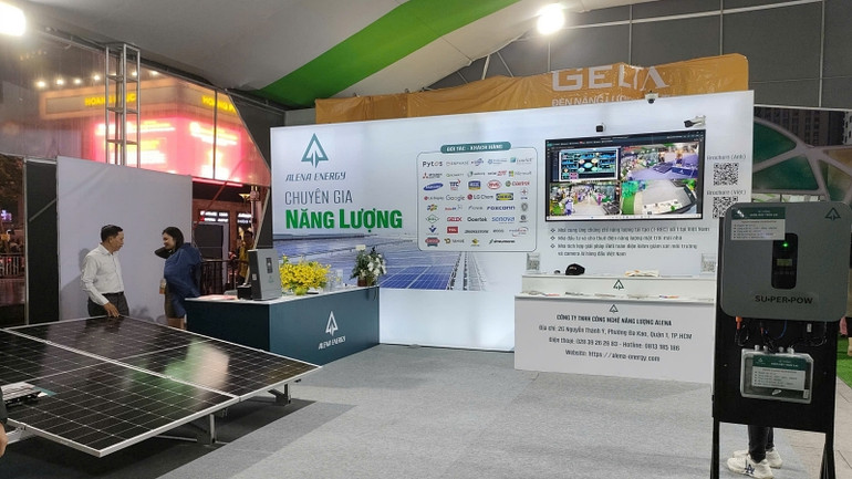 Công ty Alena Energy trưng bày các mô hình, giải pháp công nghệ xanh.